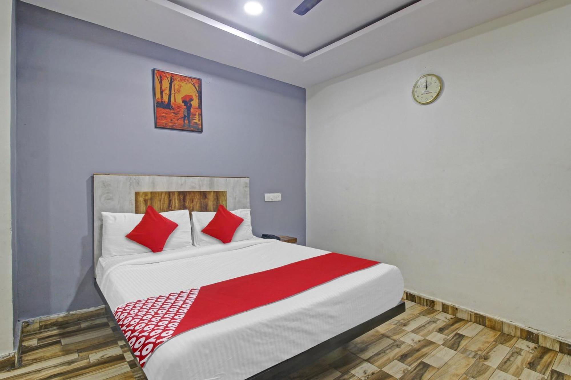 Super Hotel O Sri Sai Regency Hyderabad Esterno foto